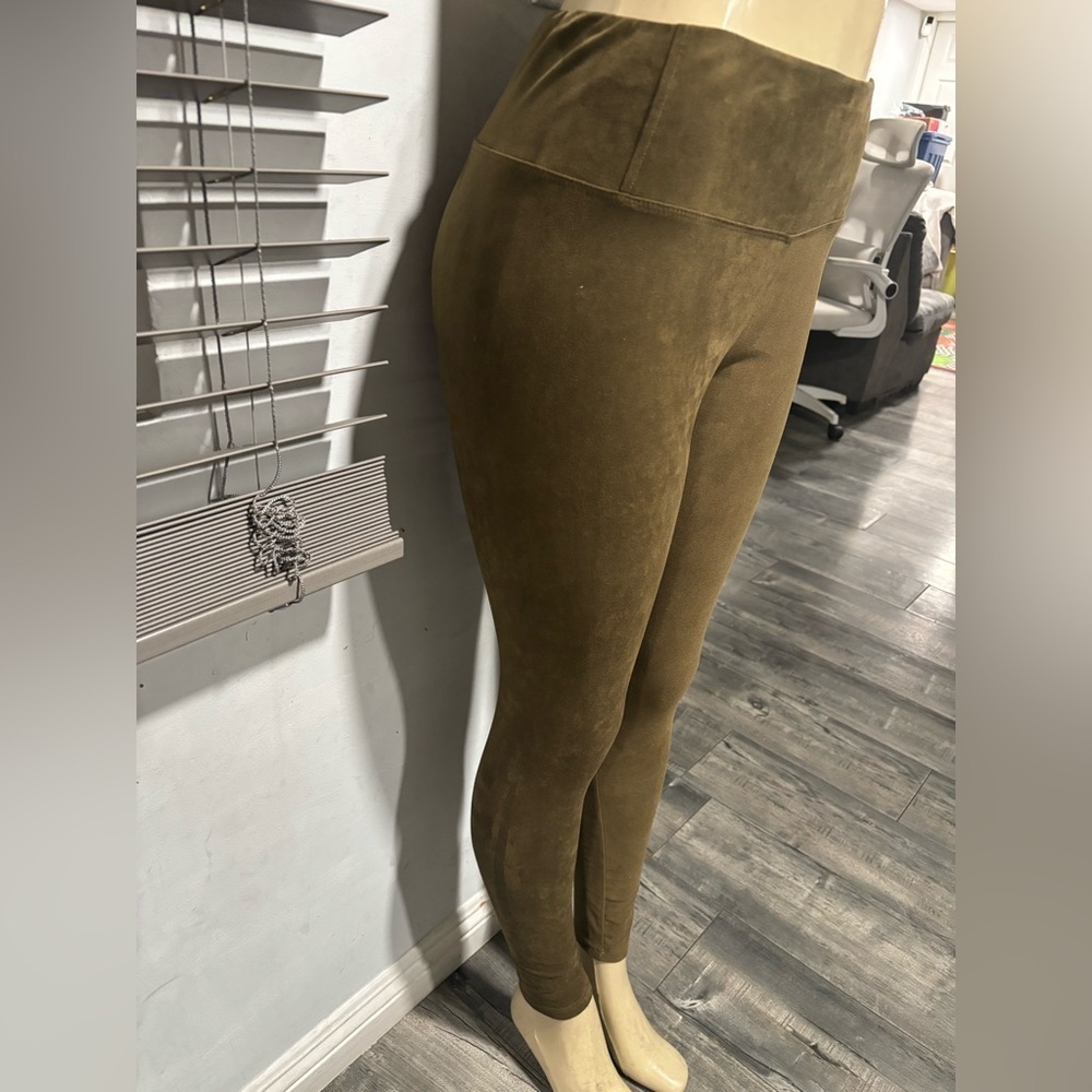 Bagatelle Olive Women's Leggings - Picture 6 of 10